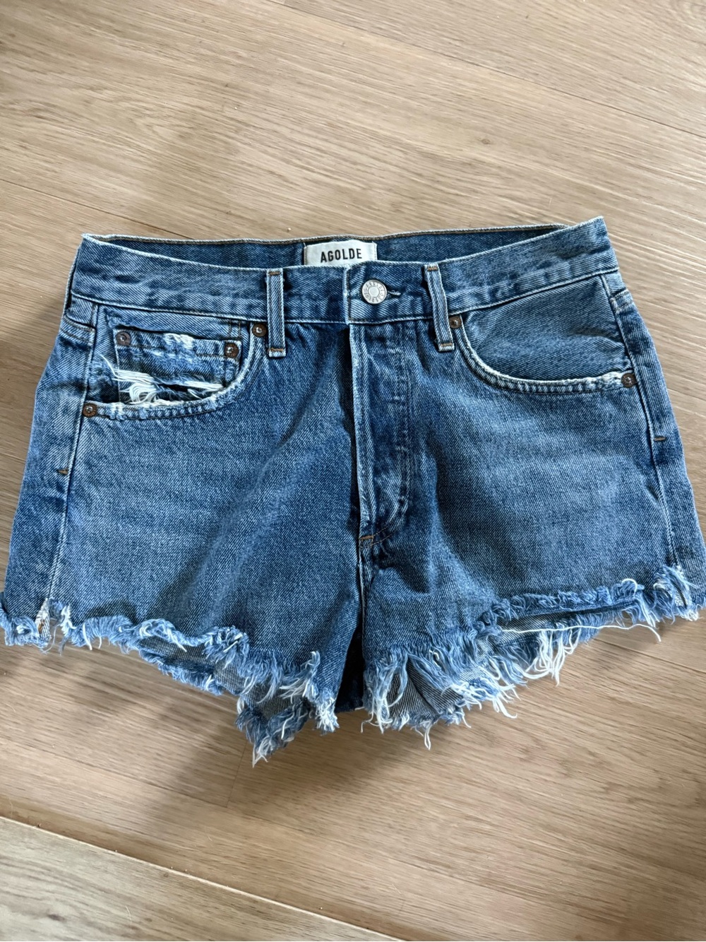 AGOLDE Parker Cut Off Vintage Jean Shorts Denim Dark Swapmeet Sz 26 - Picture 1 of 4